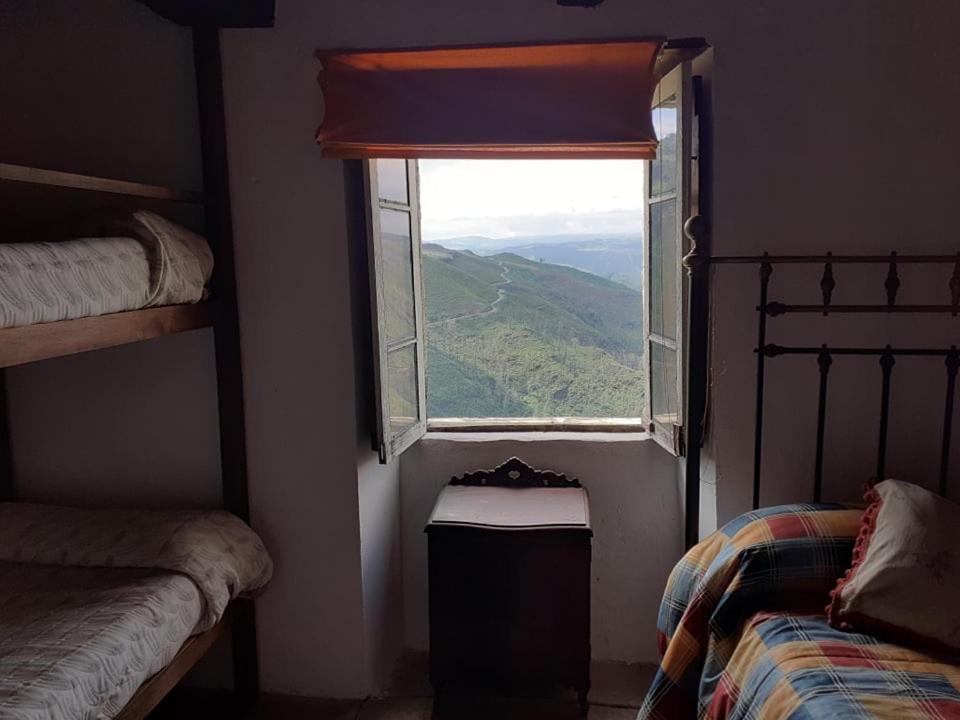 Albergue Escanlar Луго Екстер'єр фото